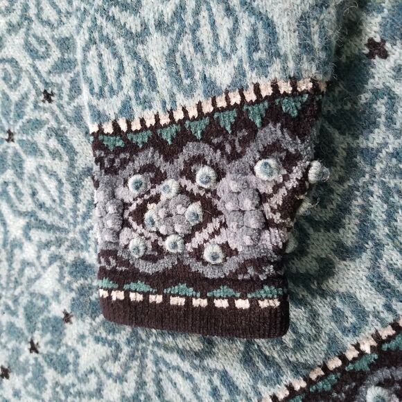 Newton Trading Co. Womens Ornate Embroidered Wool Sweater Size Petite Small - Picture 6 of 6